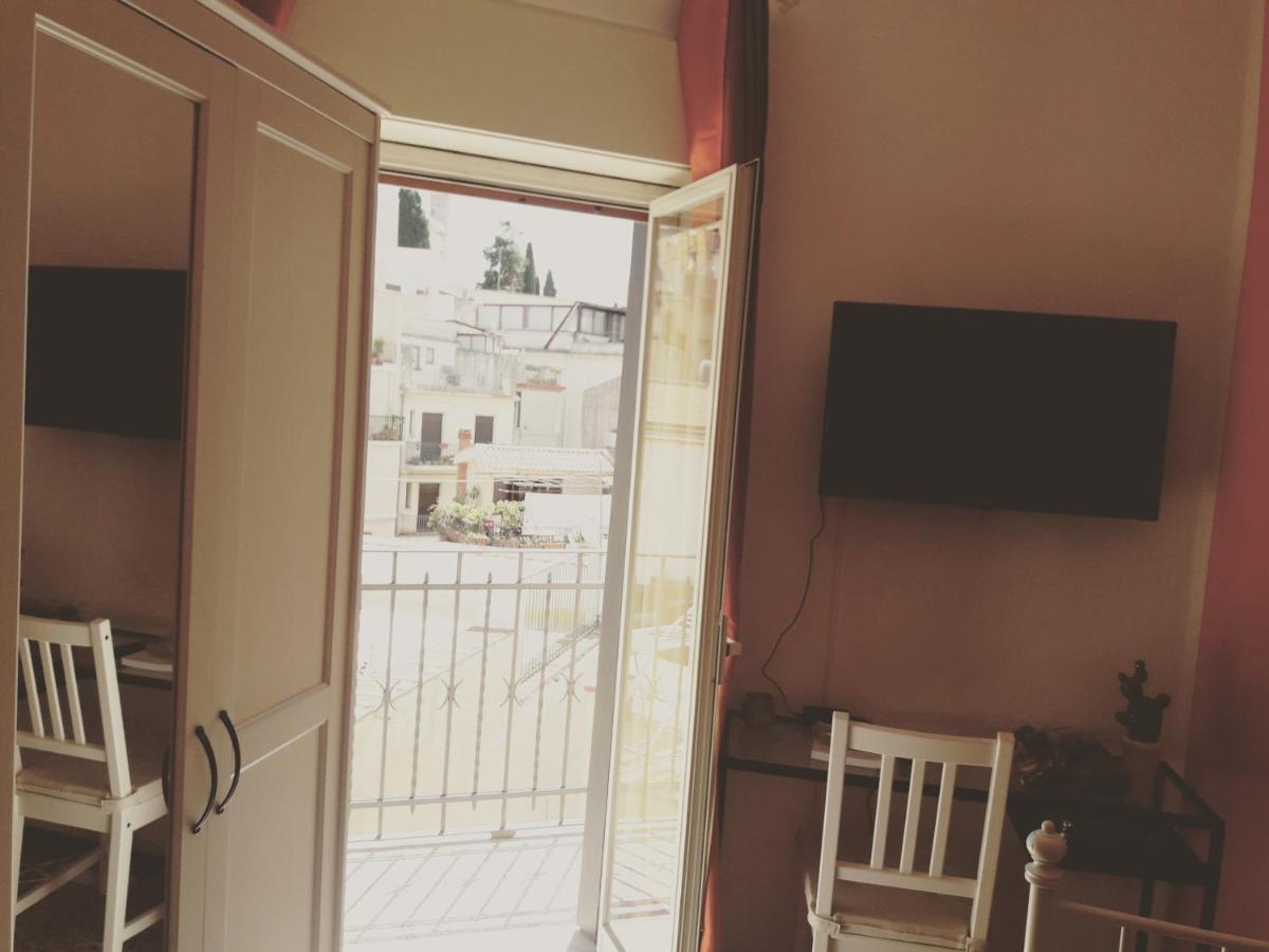 A&M Apartment Таорміна Екстер'єр фото